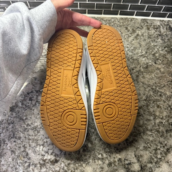 Reebok Women Club C Double Platform Sneaker Size 8.5 White - Picture 13 of 14